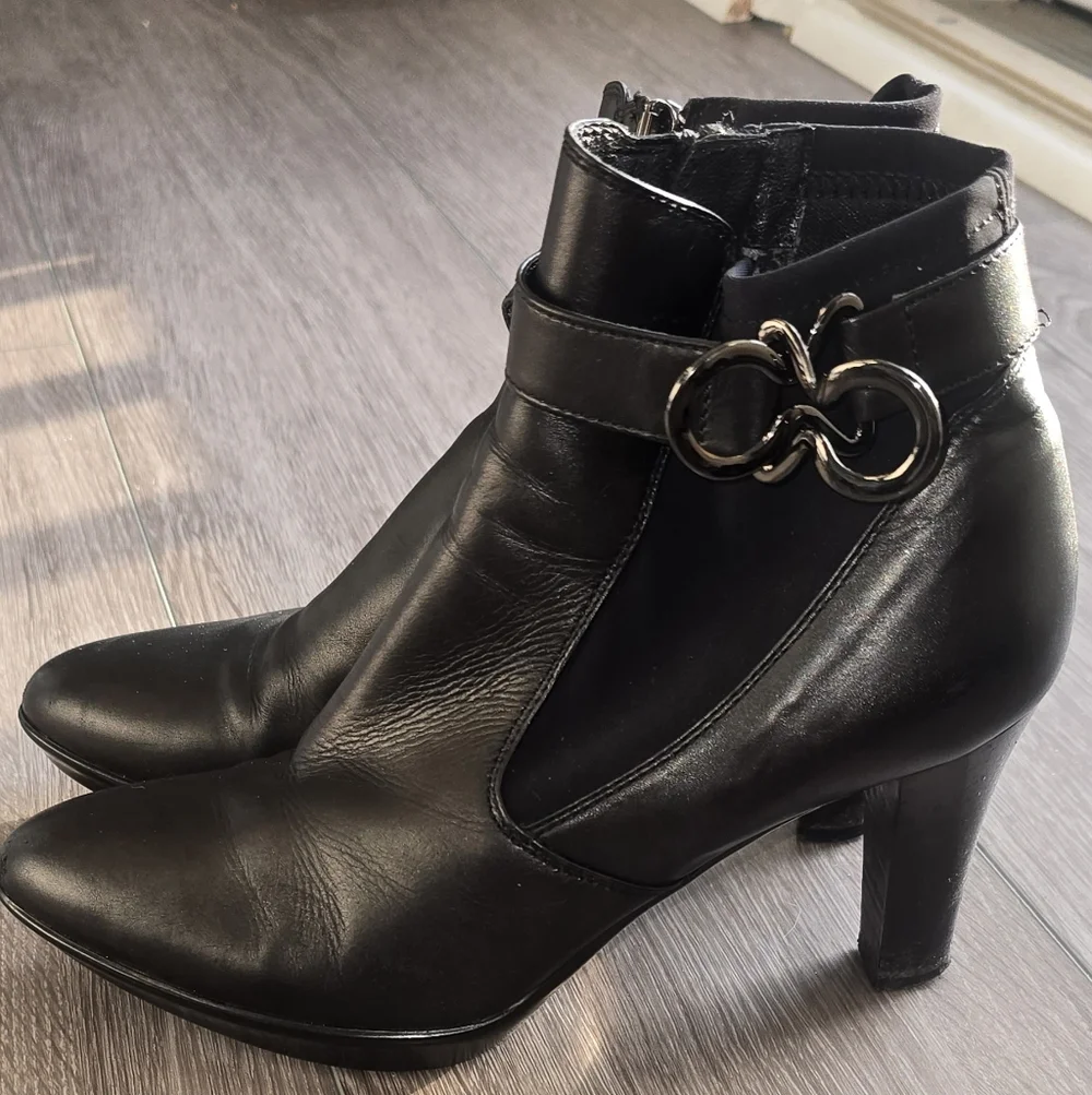 Aquatalia Leather Gothic Boots Gunmetal Hardware Houndstooth Made In Italy - Picture 8 of 12